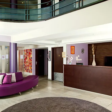 雷斯迪家梅兹洛莱娜 公寓式酒店 梅斯