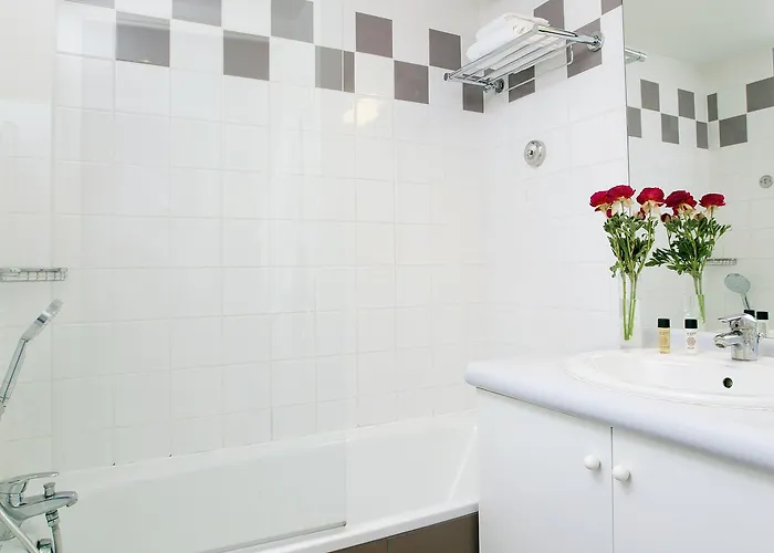 Residhome Lorraine Apart Otel 3*