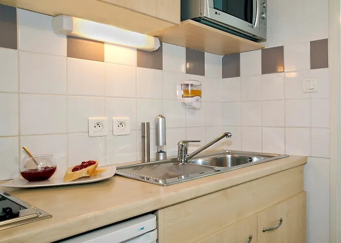 雷斯迪家梅兹洛莱娜 3*